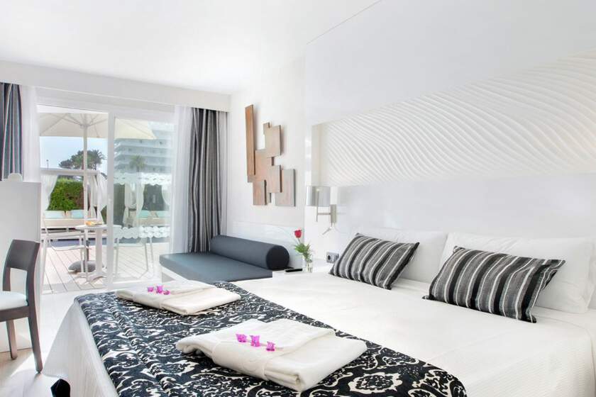 Mar Hotels Playa de Muro Suites
