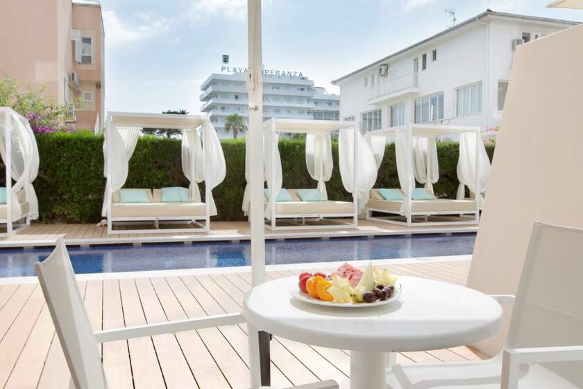 Mar Hotels Playa de Muro Suites