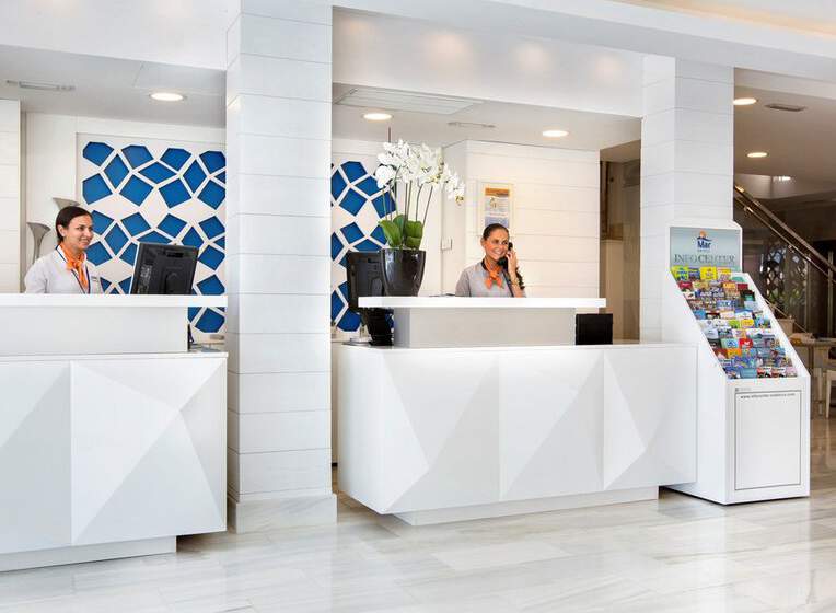 Mar Hotels Playa de Muro Suites