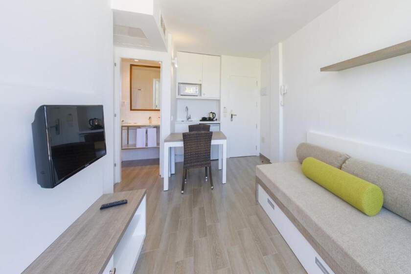 Marvell Club Hotel & Apartments