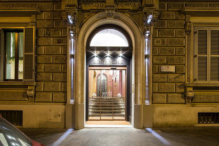Monti Palace Hotel