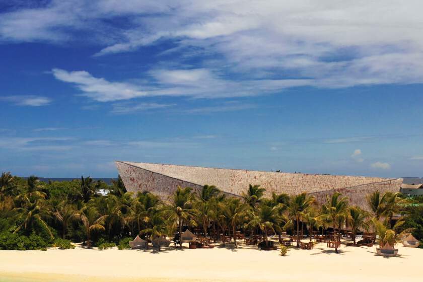 Mövenpick Resort Maldives 