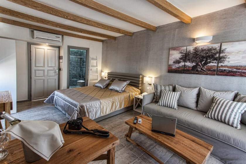 Omiros Boutique Hotel