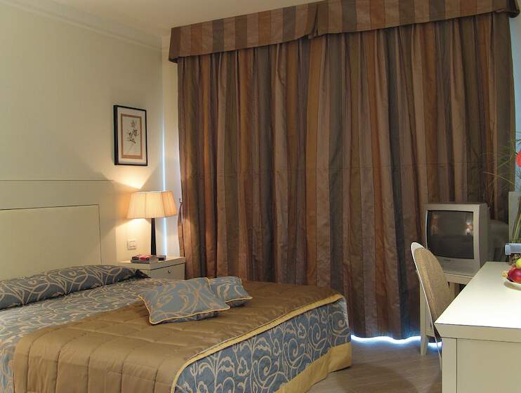 Parc Hotel Germano Suites - suite - ložnice