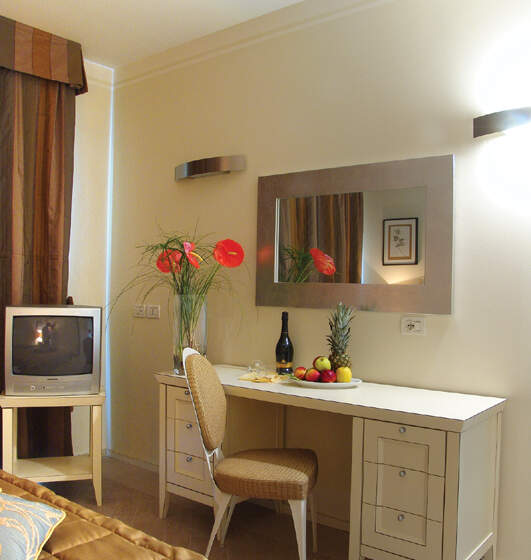 Parc Hotel Germano Suites - suite - ložnice