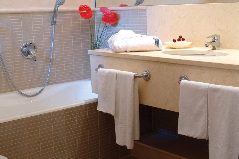 Parc Hotel Germano Suites - suite - koupelna