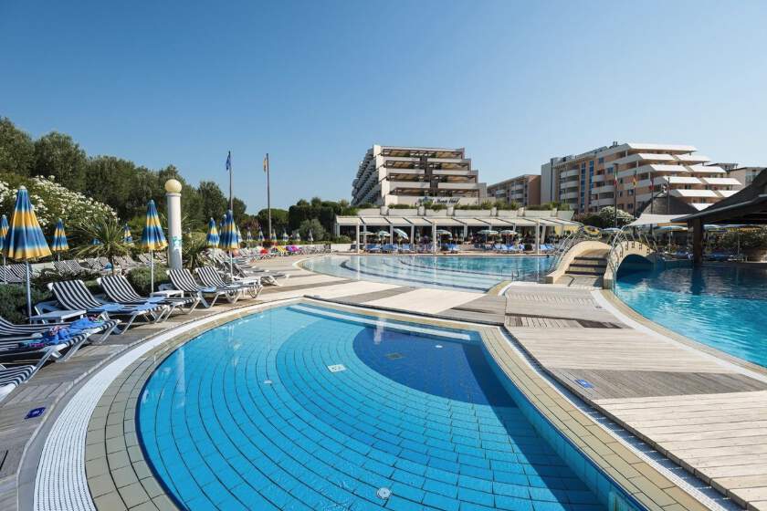 Savoy Beach Hotel & SPA