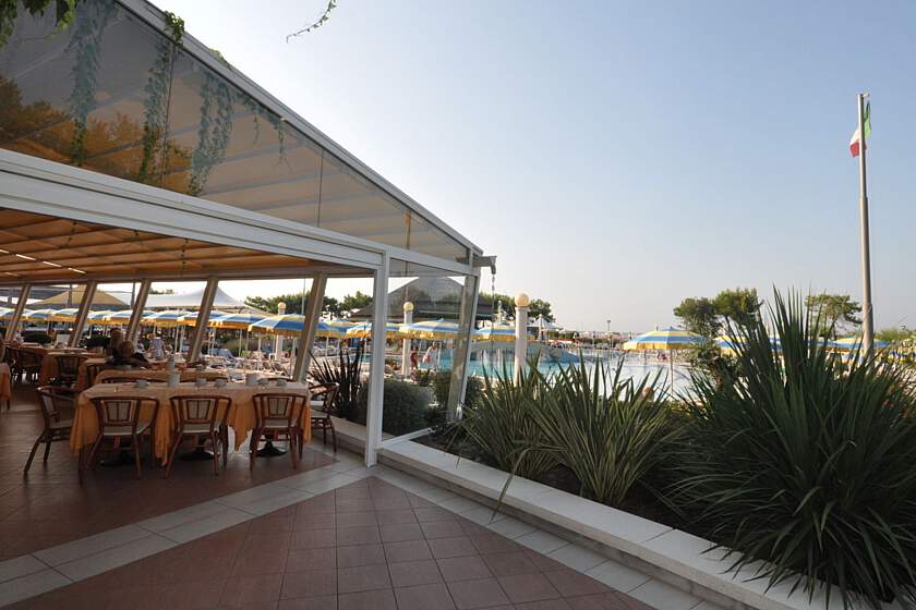 Savoy Beach Hotel & SPA