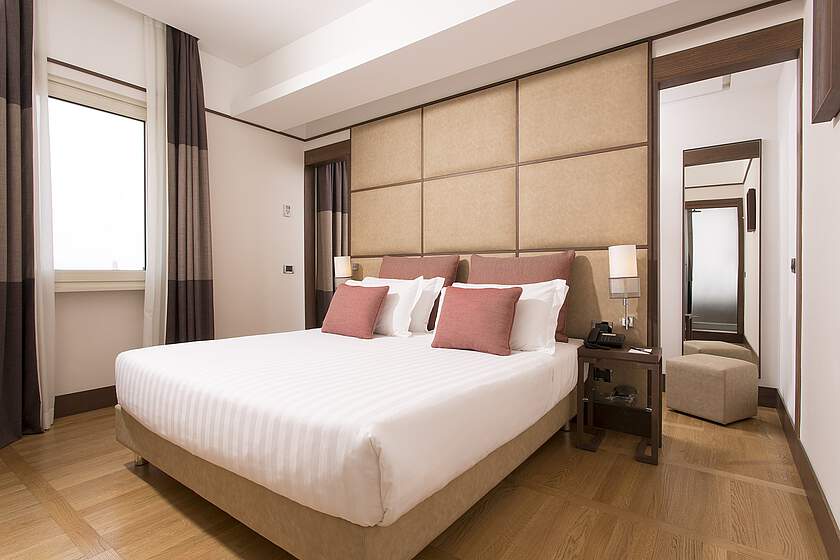 The Independent Hotel - Suite
