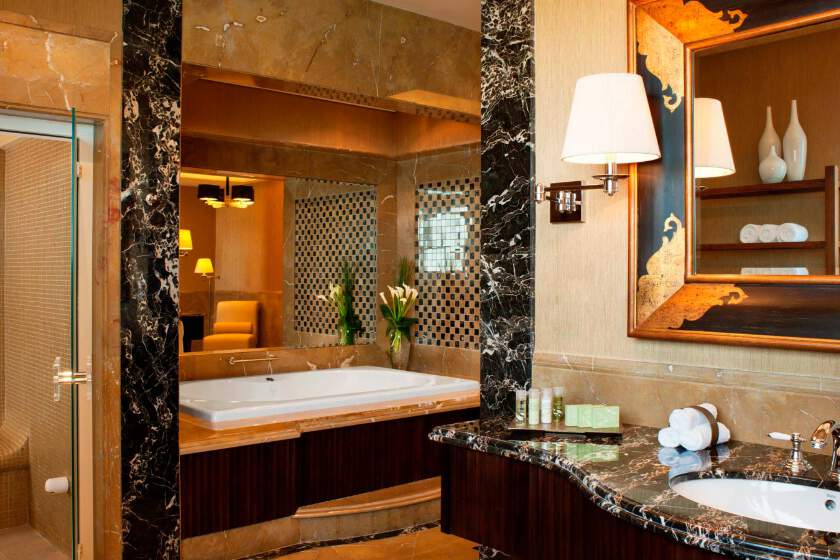 Westin Dubai Mina Seyahi Beach Resort & Marina