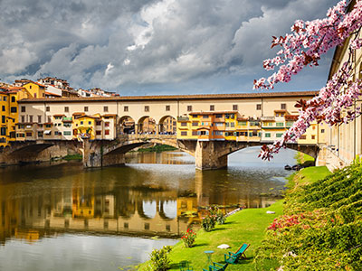 Pohled na most Zlatníků